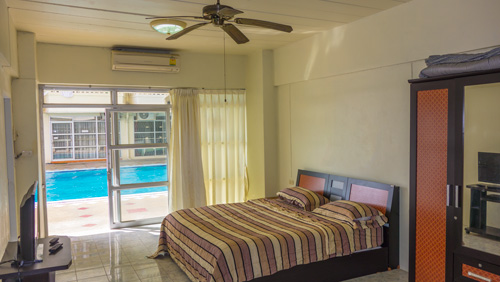Apartment for rental in Nirun Grand Ville Condominium on Central Pattaya road.